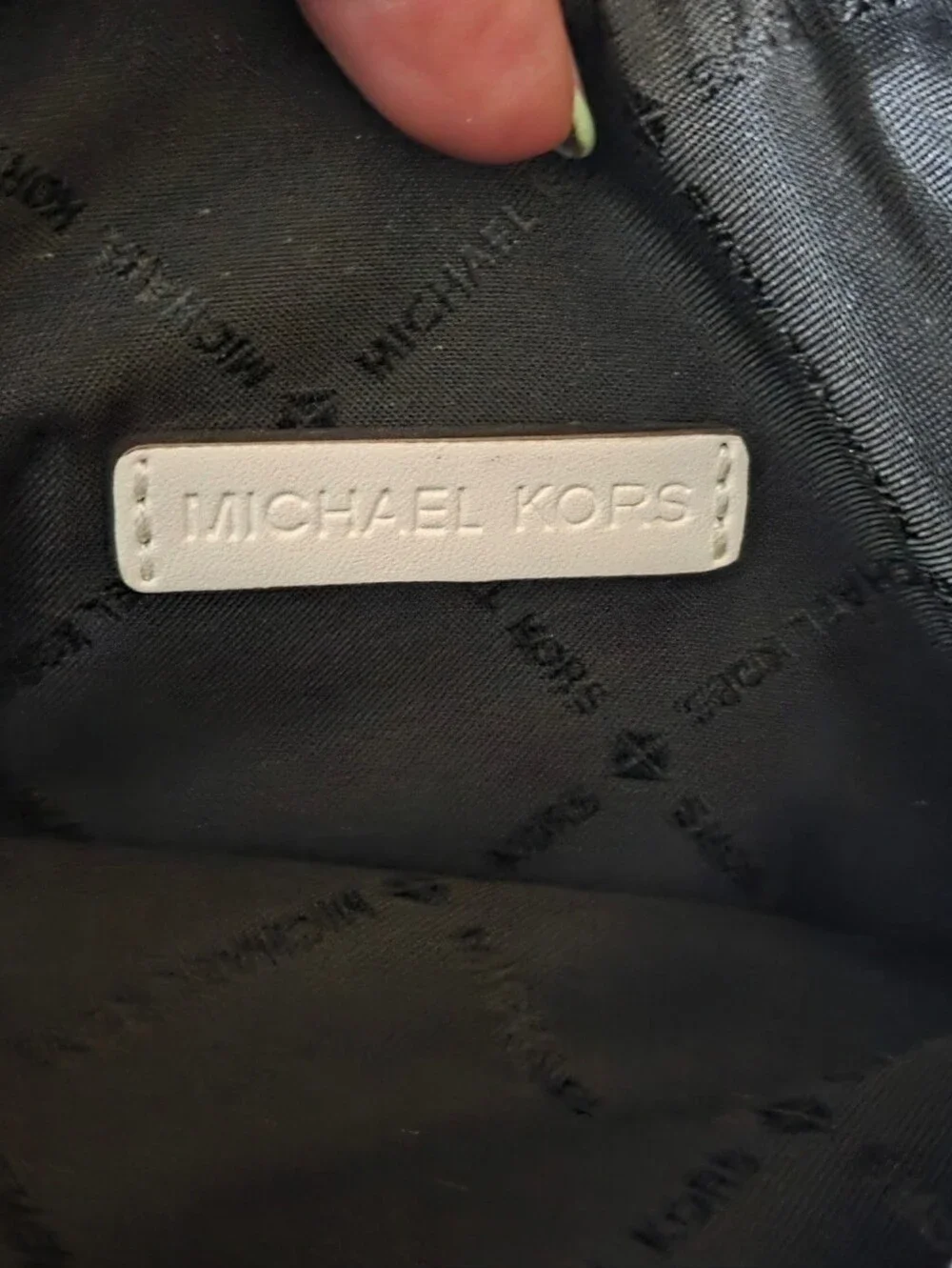 Michael Kors Kenly SM Camera Crossbody